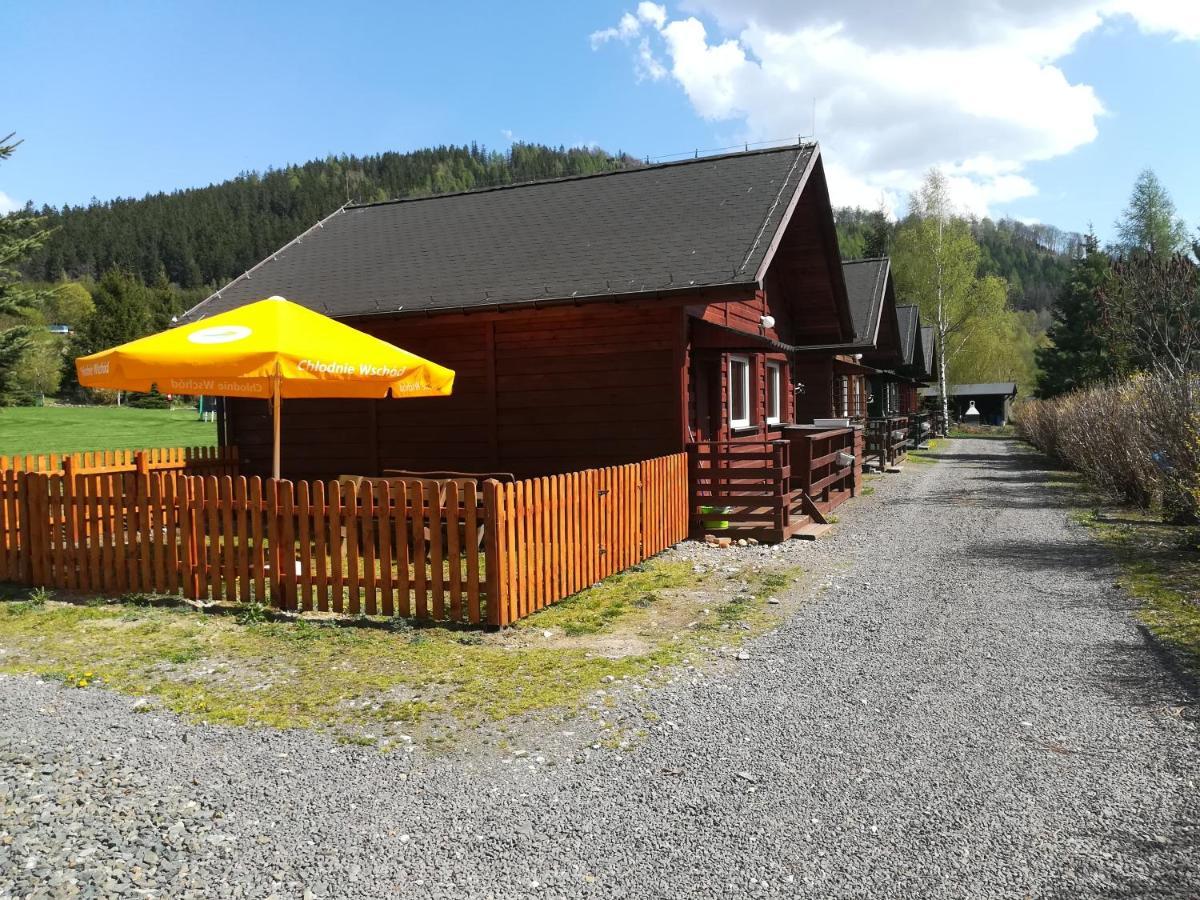 Stanica Pod Zadzierna Domki Caloroczne Lubawka Kültér fotó
